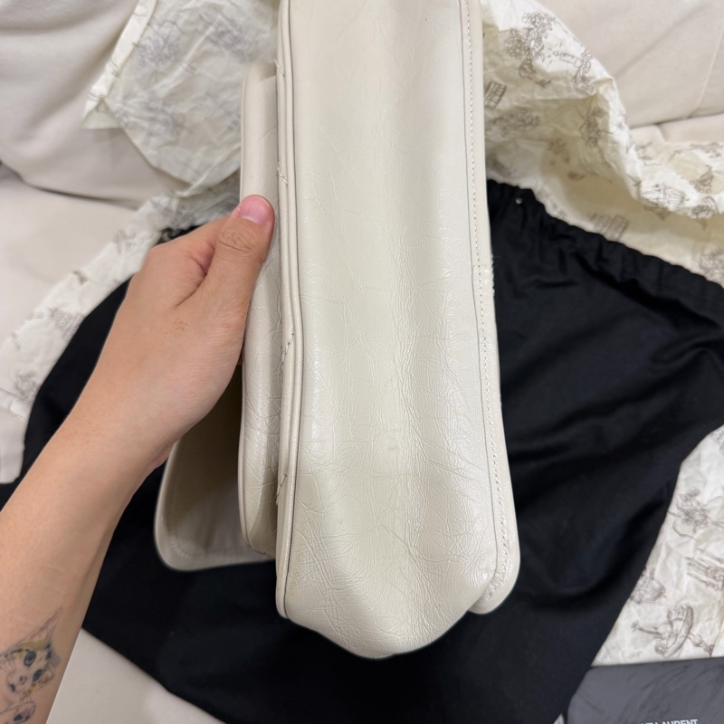 YSL Niki 白色 油蠟牛皮 medium 中號-5