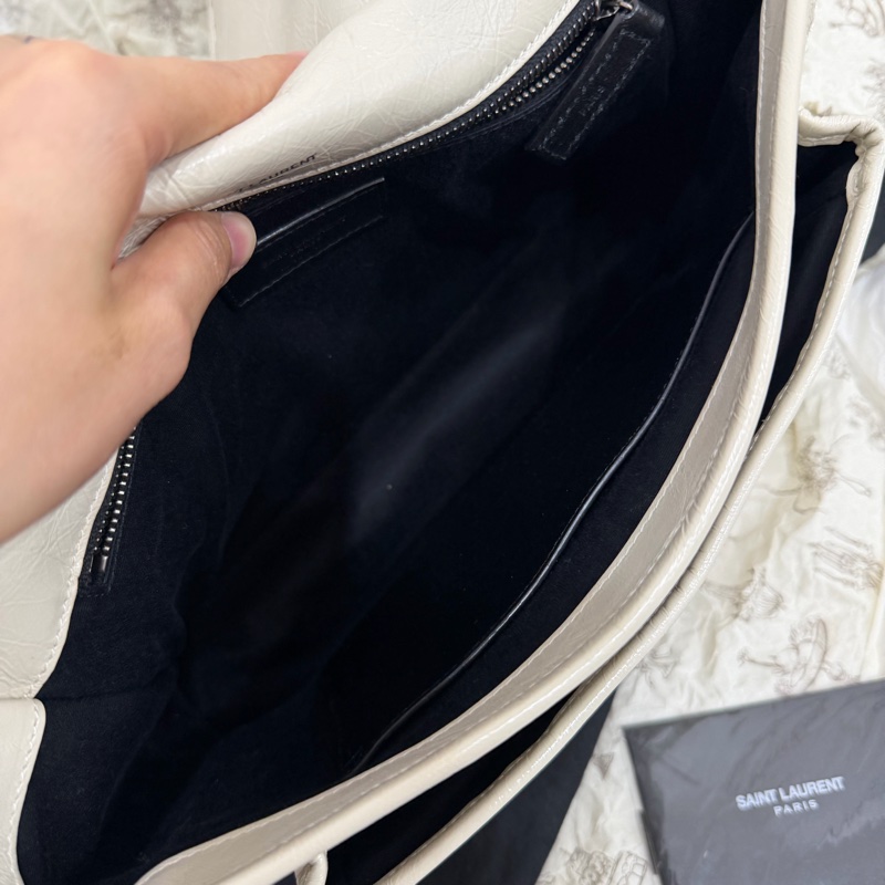 YSL Niki 白色 油蠟牛皮 medium 中號-15
