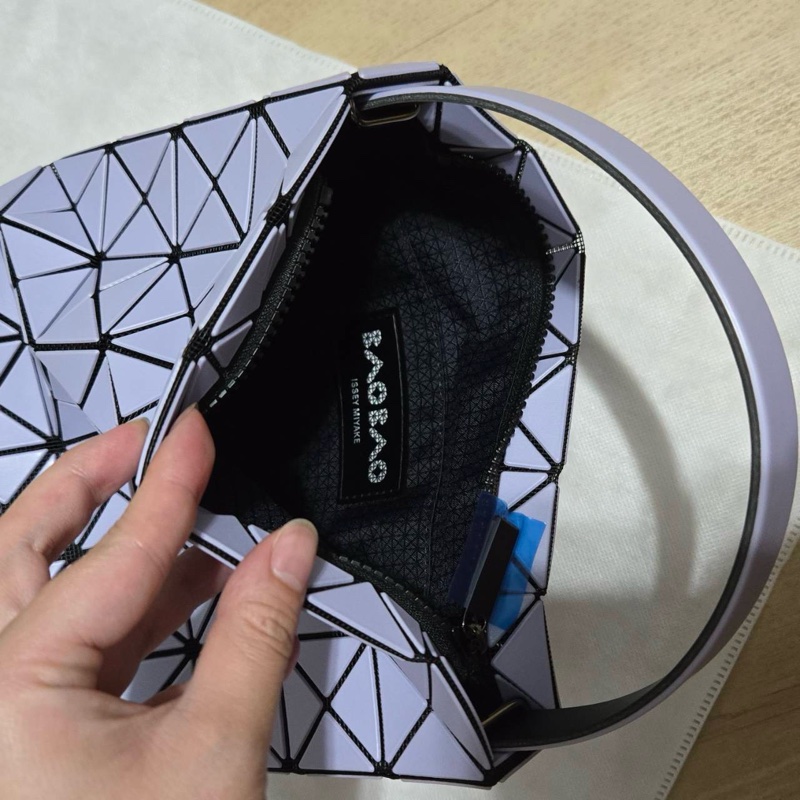 Issey Miyake 三宅一生 BaoBao 小號 valley 紫色 hobo包-1