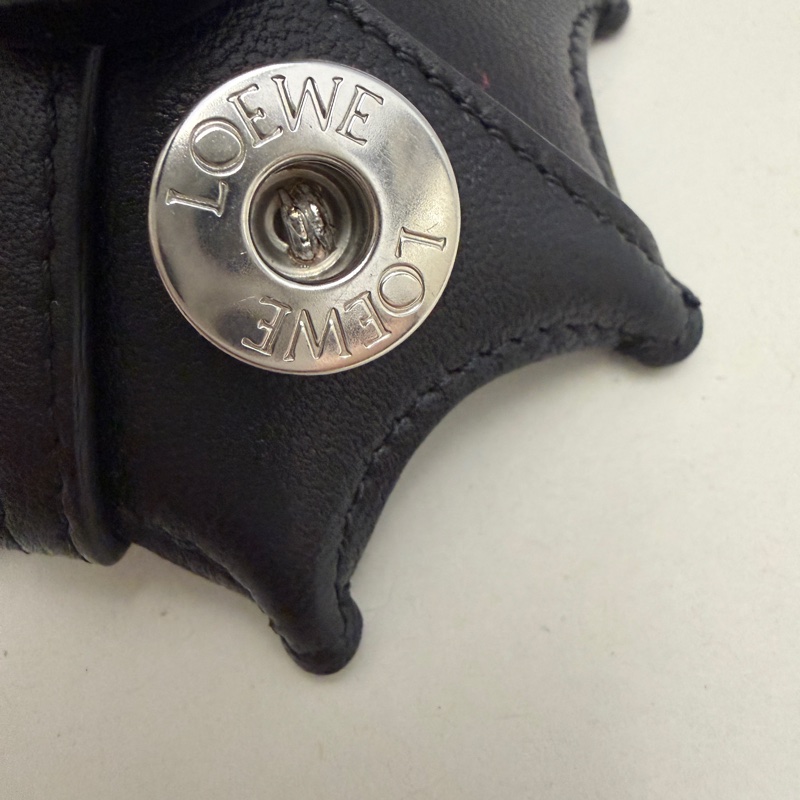 Loewe 吊飾-7