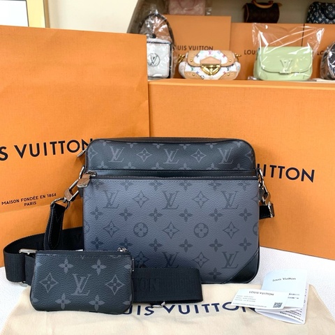 路易威登/Lv 新款Trio黑武士三合一郵差包斜挎包 M69443 芯片款