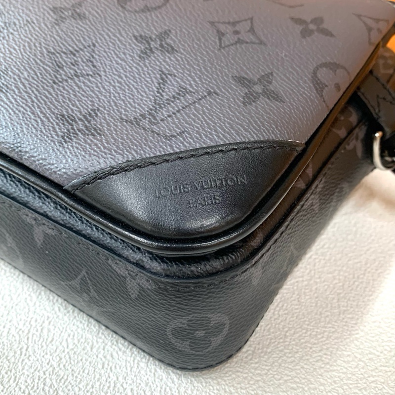 路易威登/Lv 新款Trio黑武士三合一郵差包斜挎包 M69443 芯片款-7