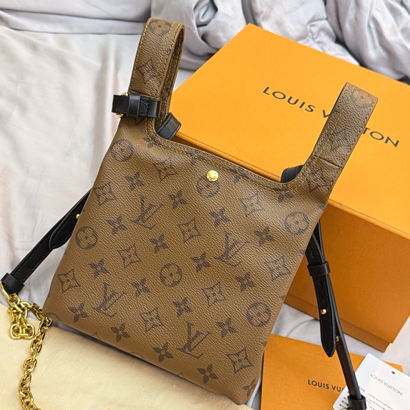 Lv 老花菜籃子 斜背包-3
