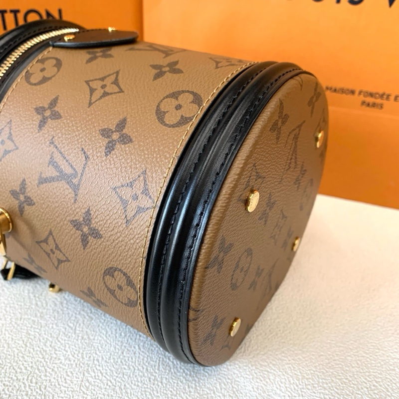 Lv路易威登 Cannes老花發財桶手提單肩斜挎包 m43986 芯片款 23年大全套 有鑰匙鎖頭 -5