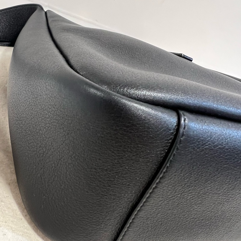 YSL LE A 7 小型荔面牛皮革hobo-11