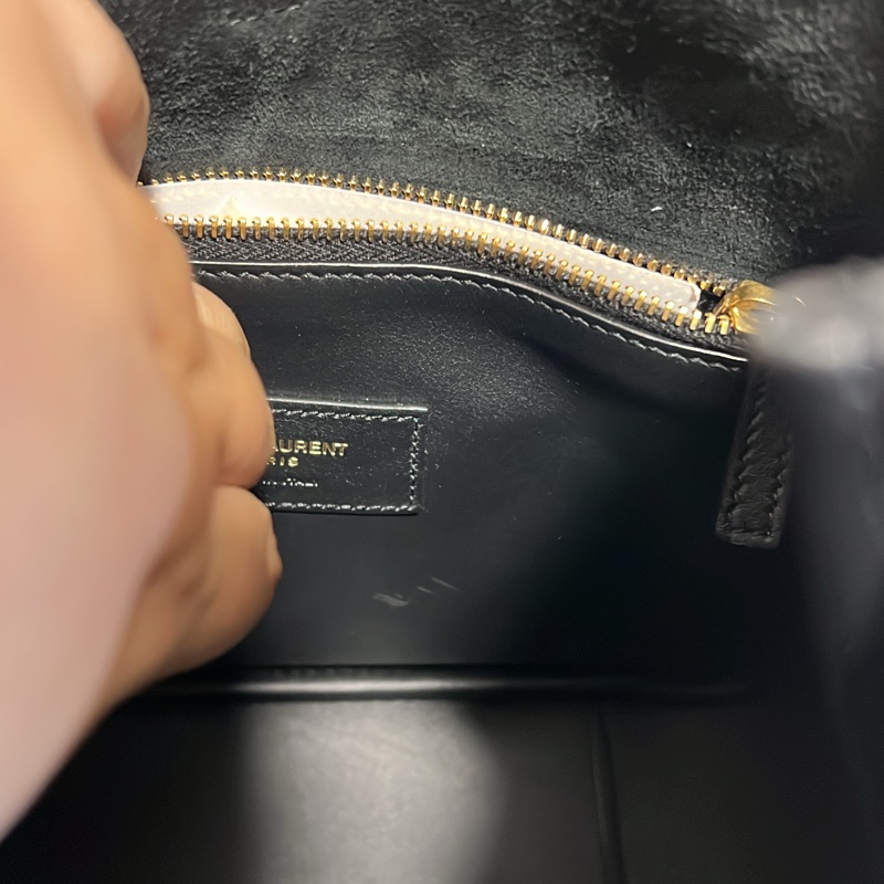 YSL LE A 7 小型荔面牛皮革hobo-13