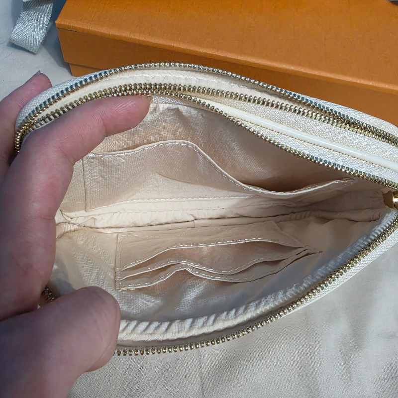 Charles&Keith Apfra 菱格縫斜背包奶油色-6