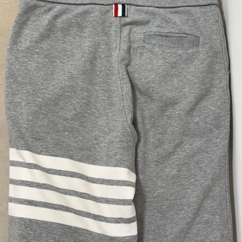 Thom Browne 經典灰色 4-Bar 棉質短褲 Size 1 (近新/已乾洗整燙)-2