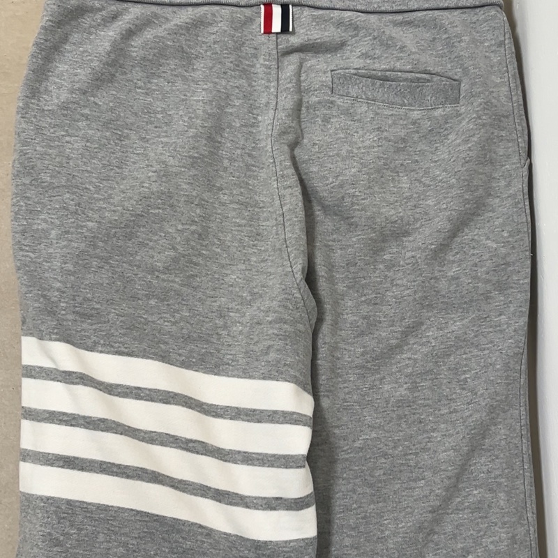 Thom Browne 經典灰色 4-Bar 棉質短褲 Size 1 (近新/已乾洗整燙)-6