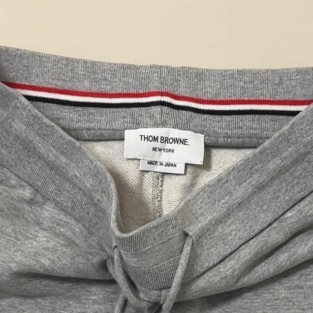 Thom Browne 經典灰色 4-Bar 棉質短褲 Size 1 (近新/已乾洗整燙)-7