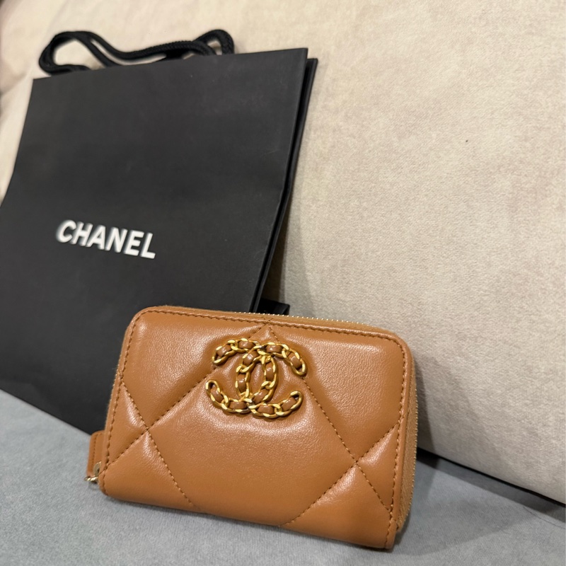 Chanel超難買19零錢包焦糖色羊皮-0