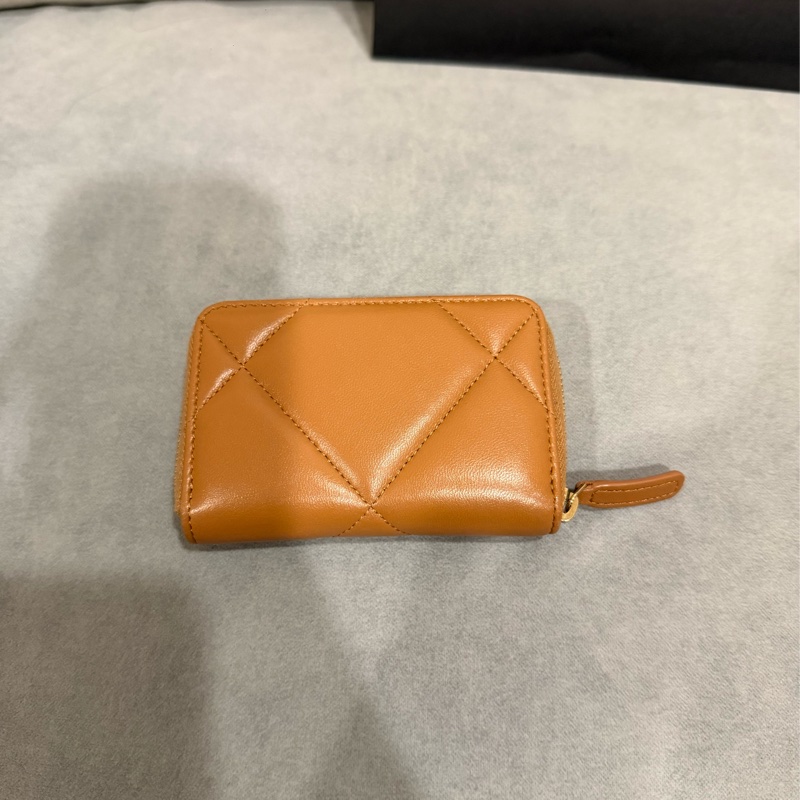 Chanel超難買19零錢包焦糖色羊皮-2