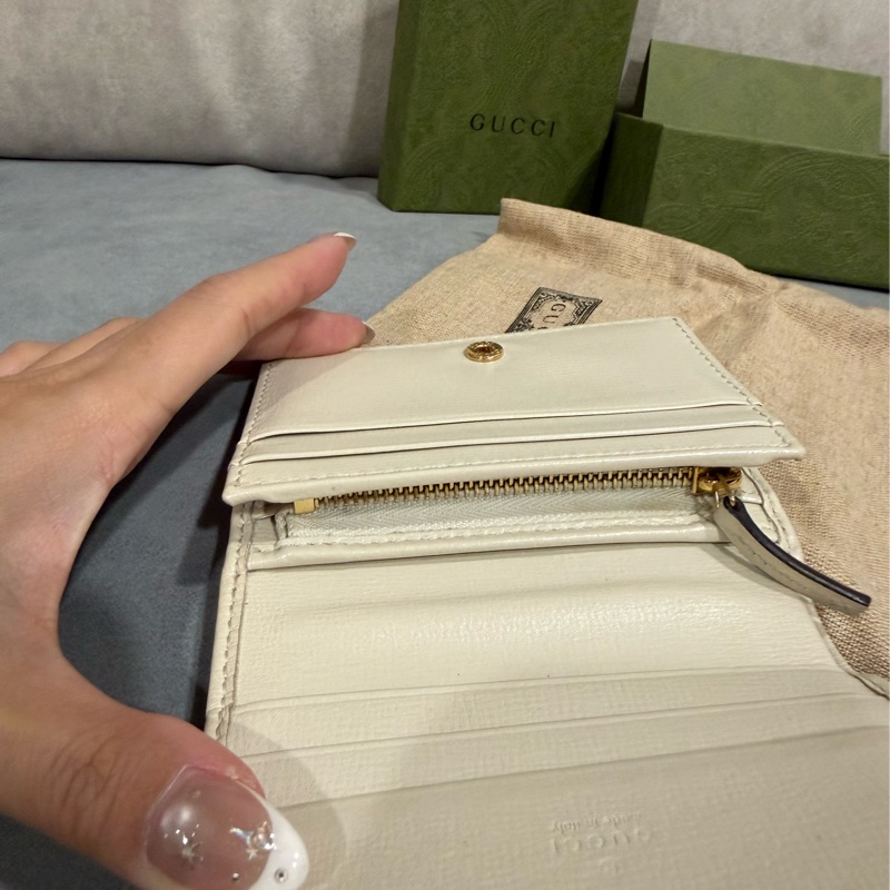 Gucci雙摺短夾附購證防塵紙盒-12