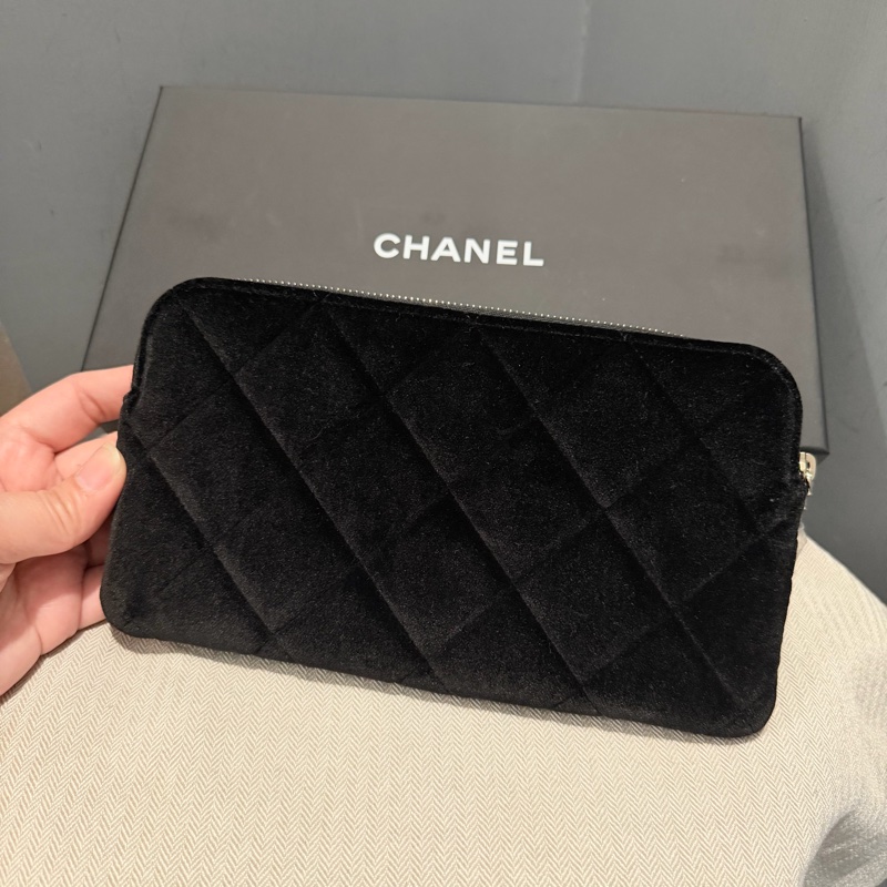 Chanel 香奈兒 絲絨 手拿包 黑-1
