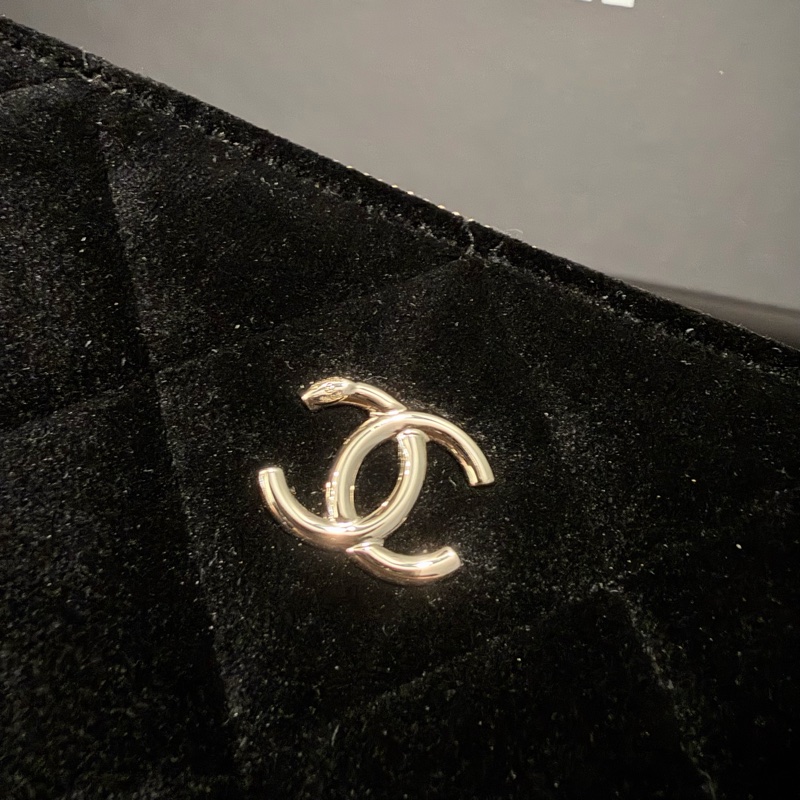Chanel 香奈兒 絲絨 手拿包 黑-3