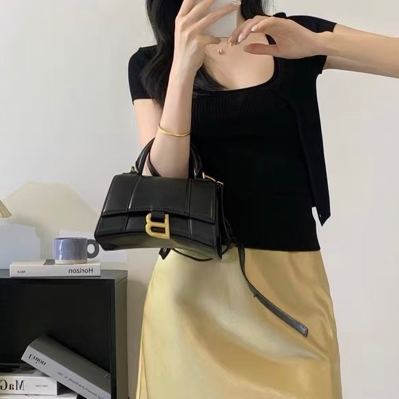 火爆款❤️‍🔥酷颯高級😎✨Balenciaga巴黎世家黑金光面牛皮xs沙漏包手提單肩包-3