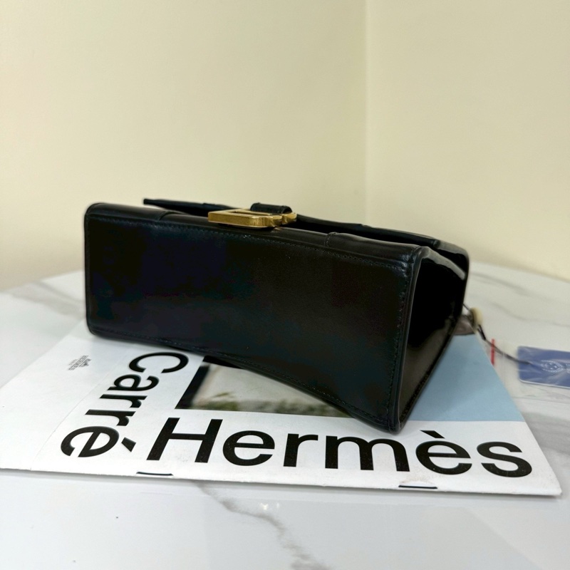 火爆款❤️‍🔥酷颯高級😎✨Balenciaga巴黎世家黑金光面牛皮xs沙漏包手提單肩包-12