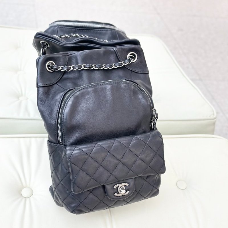 近新品 香奈兒/Chanel 黑色牛皮複古銀扣雙肩包-0