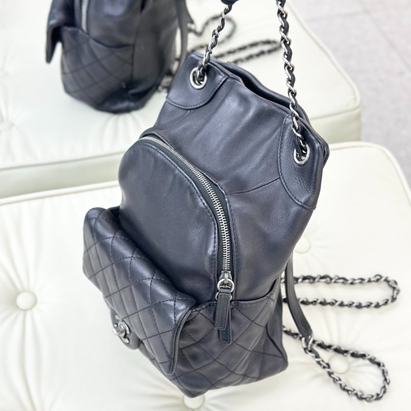 近新品 香奈兒/Chanel 黑色牛皮複古銀扣雙肩包-3