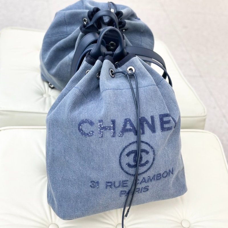 香奈兒/Chanel 海軍藍牛仔亮片銀扣大號沙灘雙肩包-6