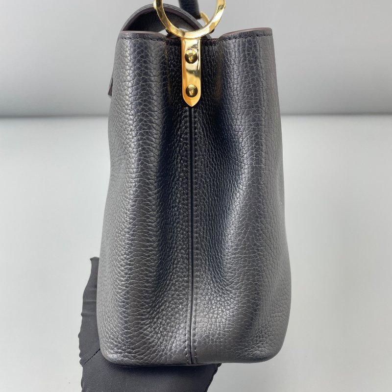 路易威登/Louis Vuitton Capucines中號黑色手提包 缺肩帶-3