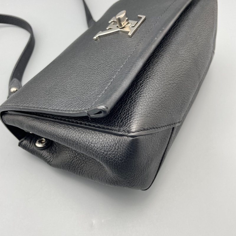 路易威登/Louis Vuitton Lockme 肩背斜背包 黑色小號-3