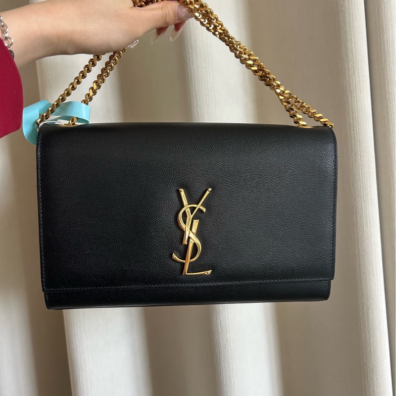 YSL聖羅蘭Kate黑金鍊條包 中號 魚子醬粒面牛皮 金色YSL標誌  尺寸24×14.5×5.5c-0