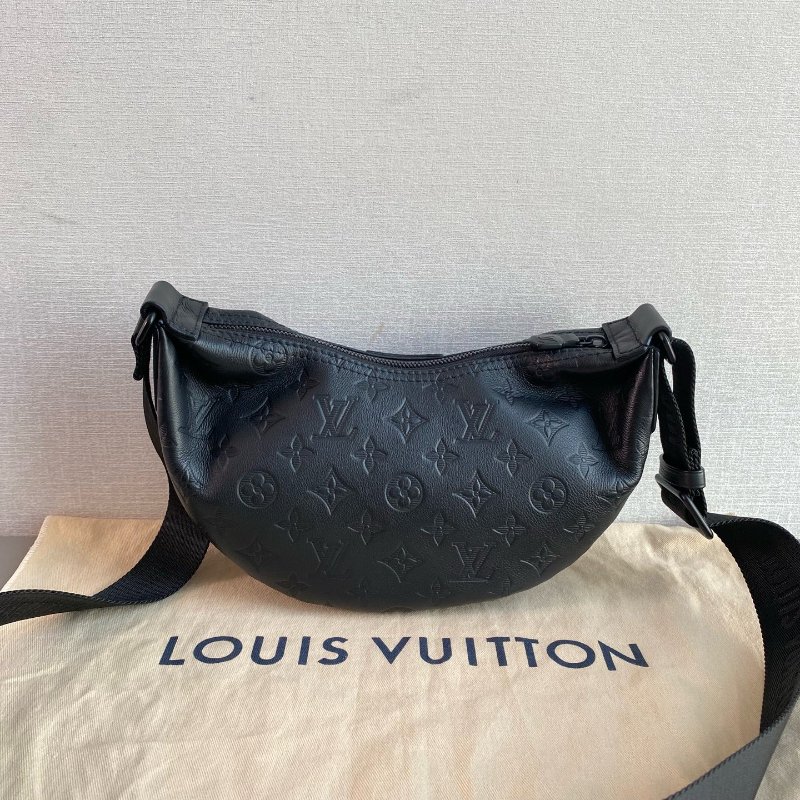 芯片款 路易威登/Louis Vuitton Hamac Bag 黑色全皮壓花月亮包-1