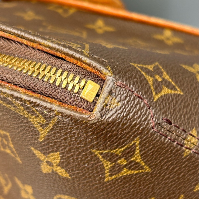 LV路易威登老花河蚌包 Monogram經典款 手提款 尺寸25×31×8cm-3