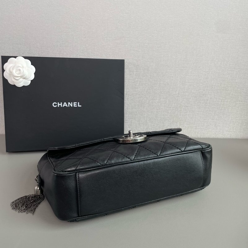 香奈兒/Chanel 黑銀愛丁堡流蘇鏈條包-4