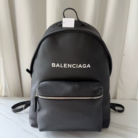 Balenciaga巴黎世家黑色牛皮雙肩包 經典字母款 全皮材質