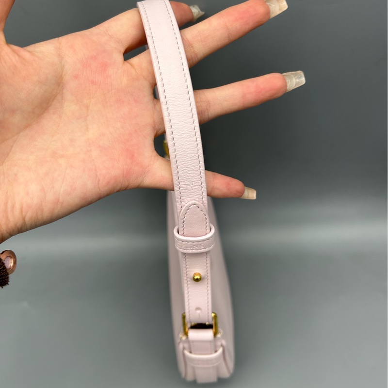 Celine賽琳mini ava腋下包 櫻花粉牛皮 金色五金 肩帶可調節 尺寸16×5×9cm-3
