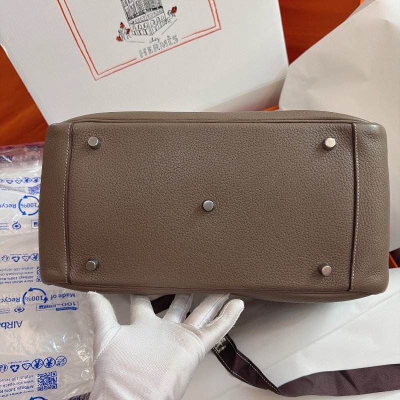 近新品 Hermes愛馬仕 Lindy30 大象灰銀扣 togo皮-7