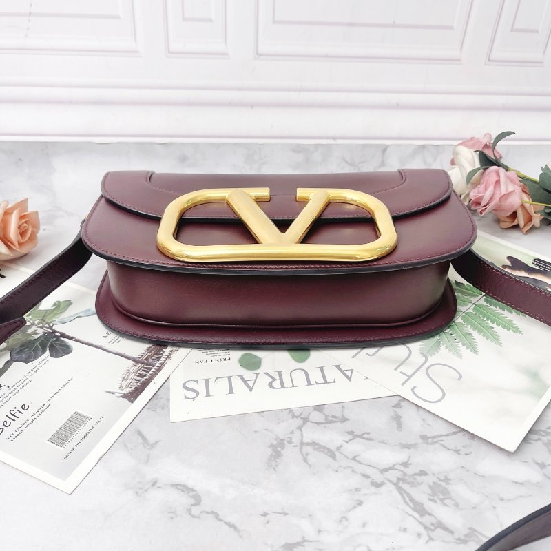 Valentino Supervee酒紅色肩背包牛皮 金色大V標誌扣 25×15×6cm 98新配件塵袋-2