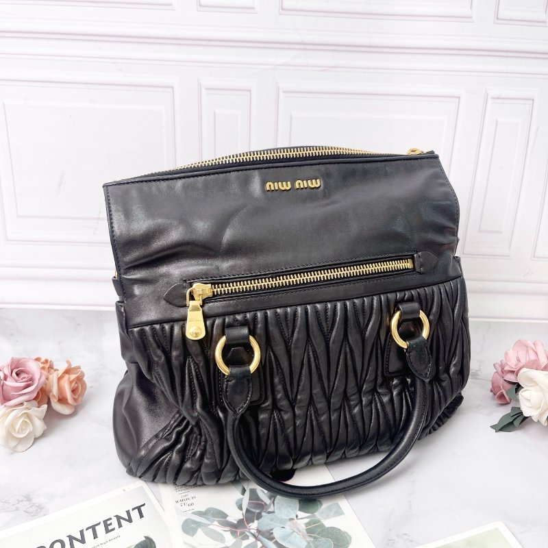 miumiu 黑色肩背手提包 32X12X25 98新配件塵袋 肩帶-3