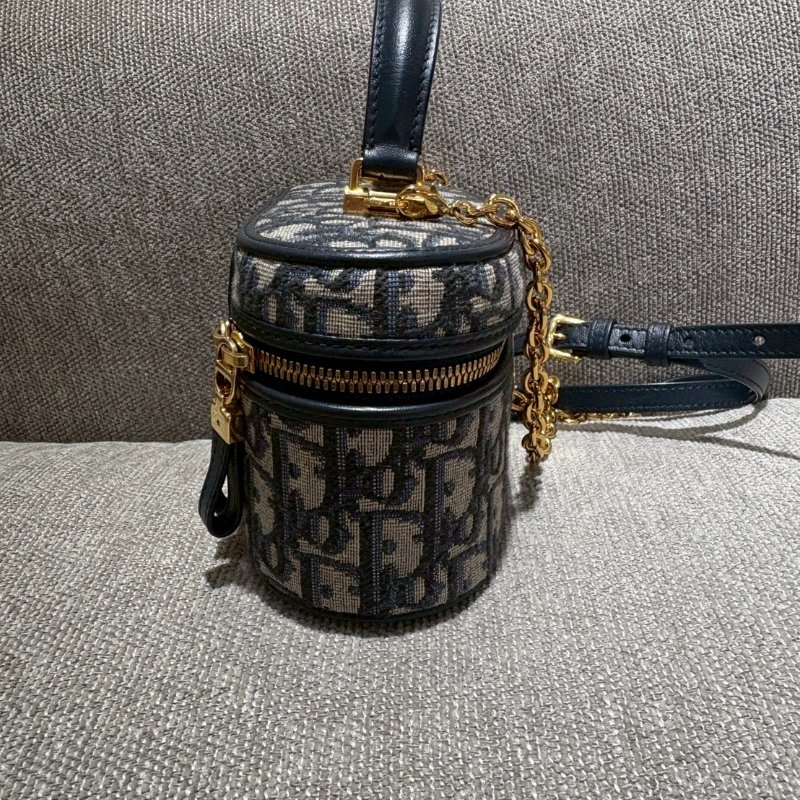 Dior  30 Montaigne緹花Mini化妝包-2