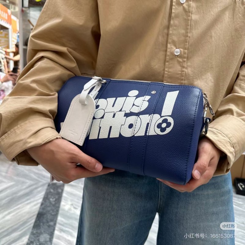 LV 字母keepall city27肩背斜背包芯片款 藍色拼白 銀扣 27*17*13 98新配件皮牌 肩帶 塵袋-1