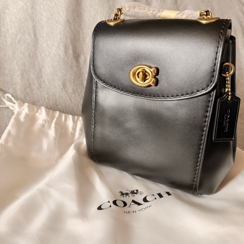 全新‼️Coach Parker 16黑牛皮後斜背包-1