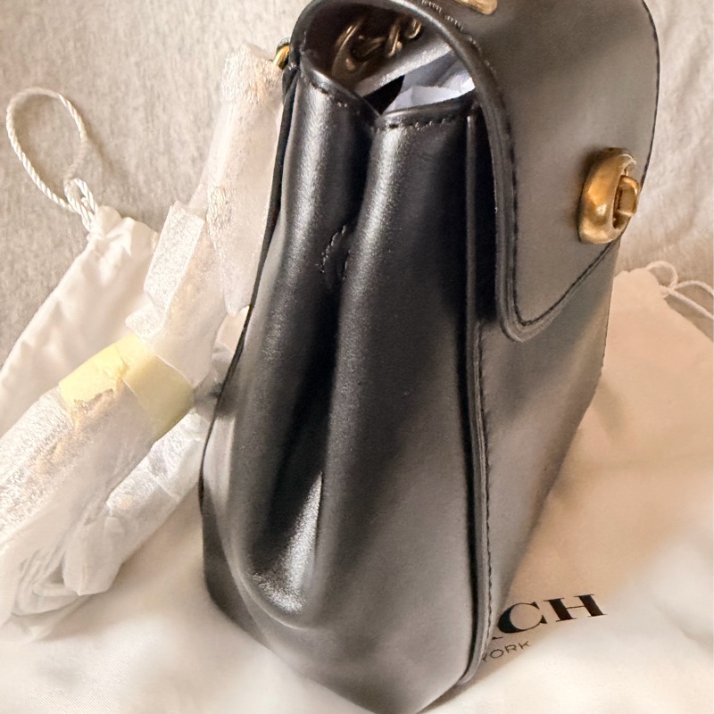 全新‼️Coach Parker 16黑牛皮後斜背包-10