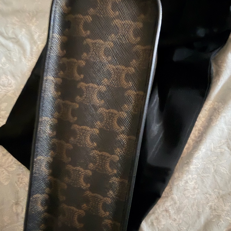 全新Celine Triomphe Canvas琴譜包-13