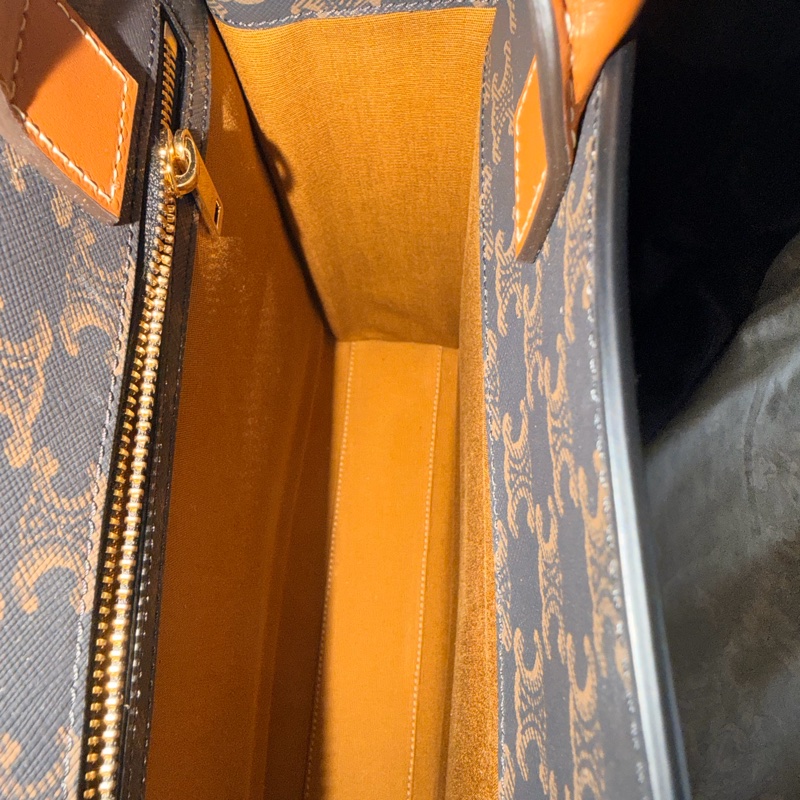 全新Celine Triomphe Canvas琴譜包-16