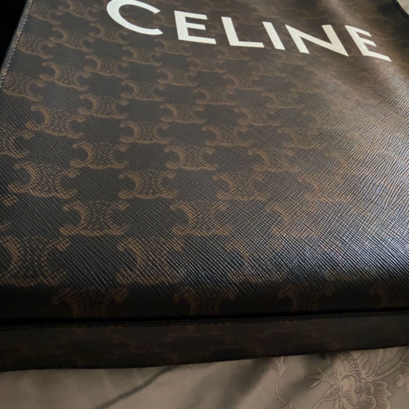 全新Celine Triomphe Canvas琴譜包-27