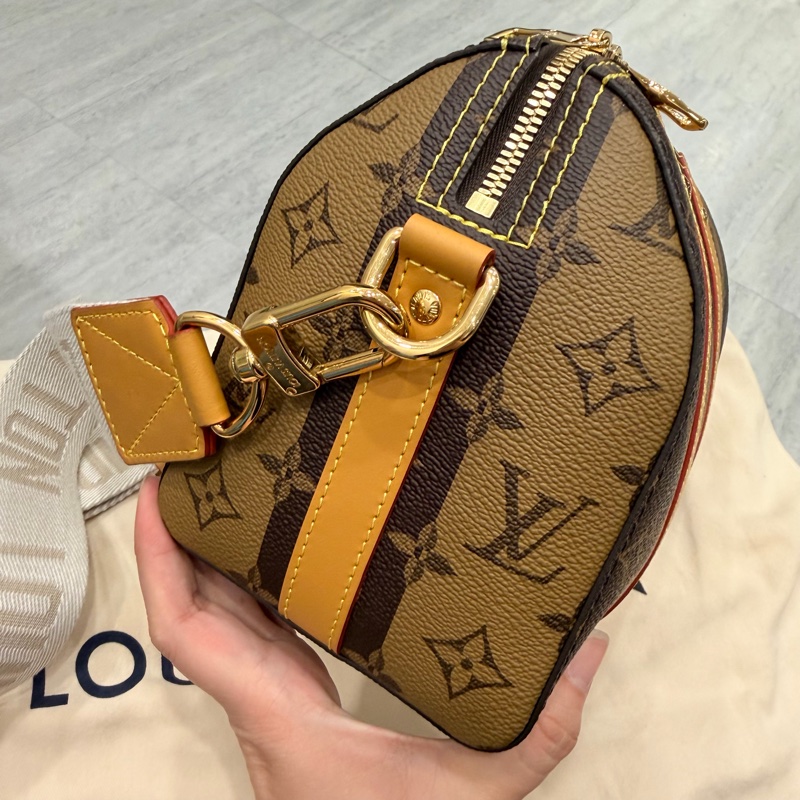 LV x Nigo 聯名 限量 City Keepall 斜背包-6