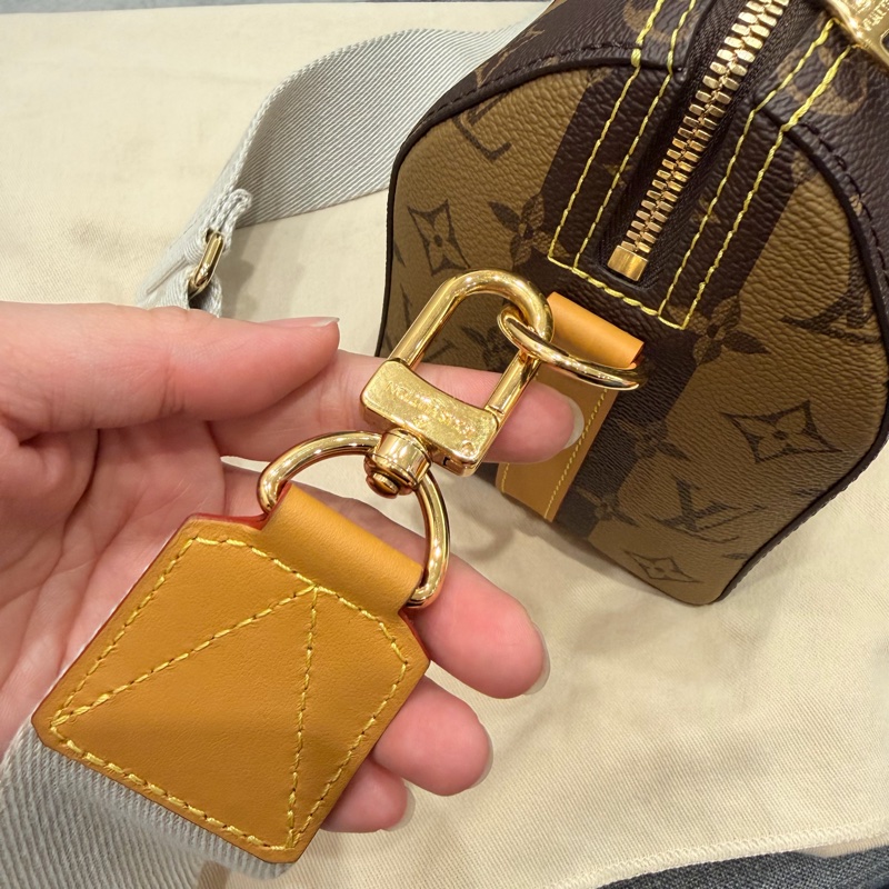 LV x Nigo 聯名 限量 City Keepall 斜背包-20