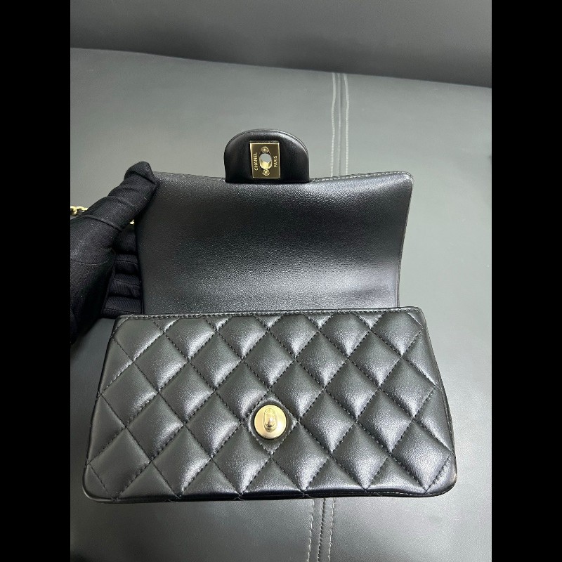 Chanel Handle Classic Flap-10