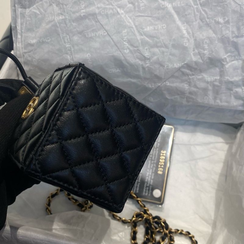 【31開帶卡】香奈兒/Chanel 口紅包盒子包 22C 系列黑金牛皮 底長7-3