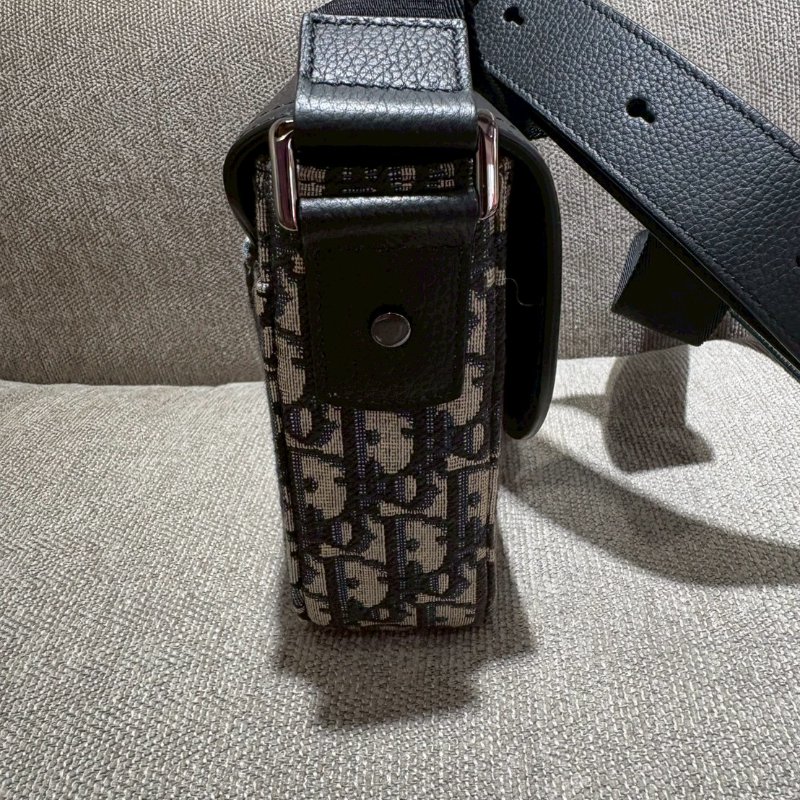 Dior Saddle迷你翻蓋郵差包-3