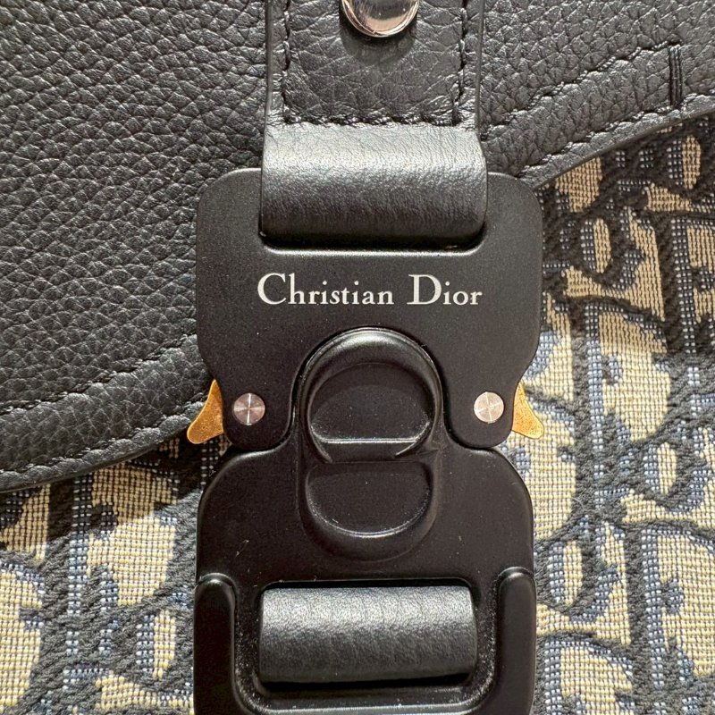 Dior Saddle迷你翻蓋郵差包-13