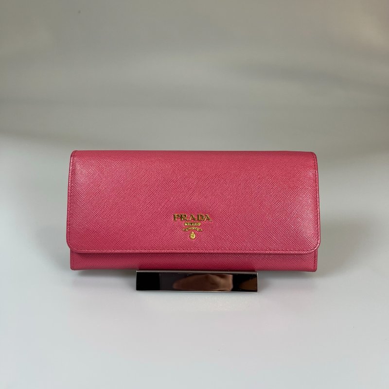 PRADA  粉色掀蓋釦式長夾-0