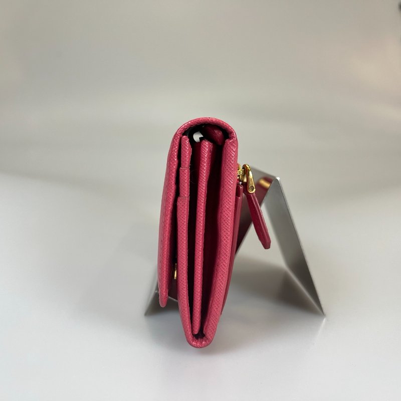 PRADA  粉色掀蓋釦式長夾-2